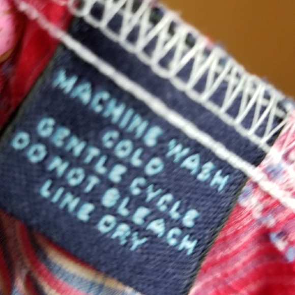 Red white & blue long sleeved plaid petites top - Picture 6 of 7